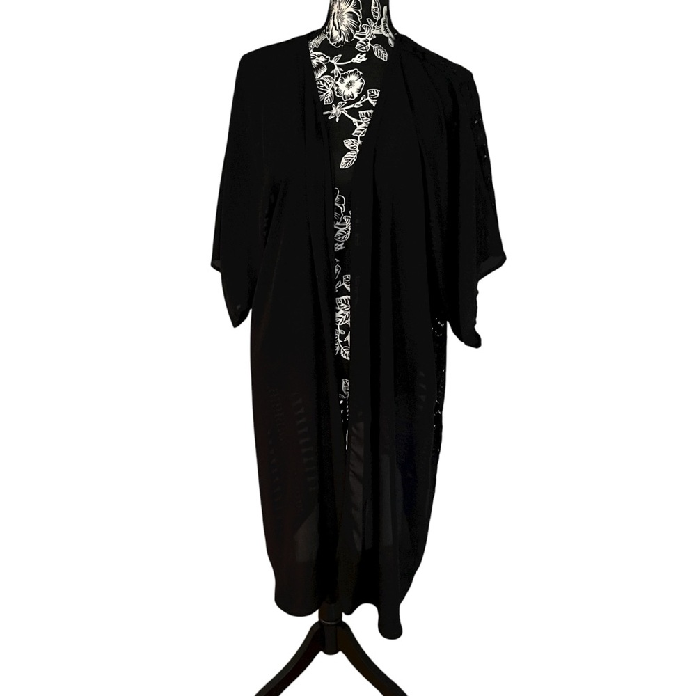 Mossimo Supply Co size LG-XL cover up with lace back 3/4 kimono sleeve